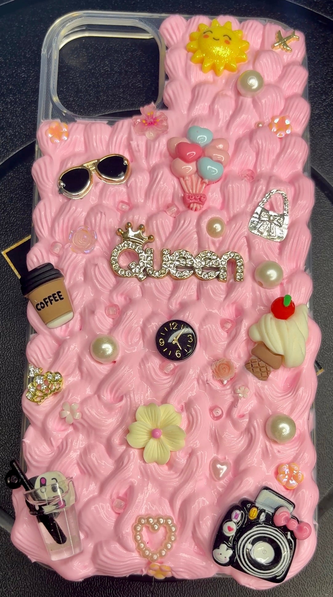 ✨ Coque Chantilly Personnalisée 100 % Unique ✨
